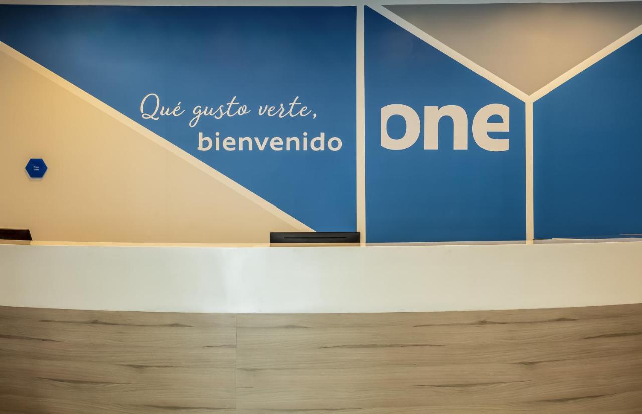 One Monterrey Tecnologico Hotel Bagian luar foto