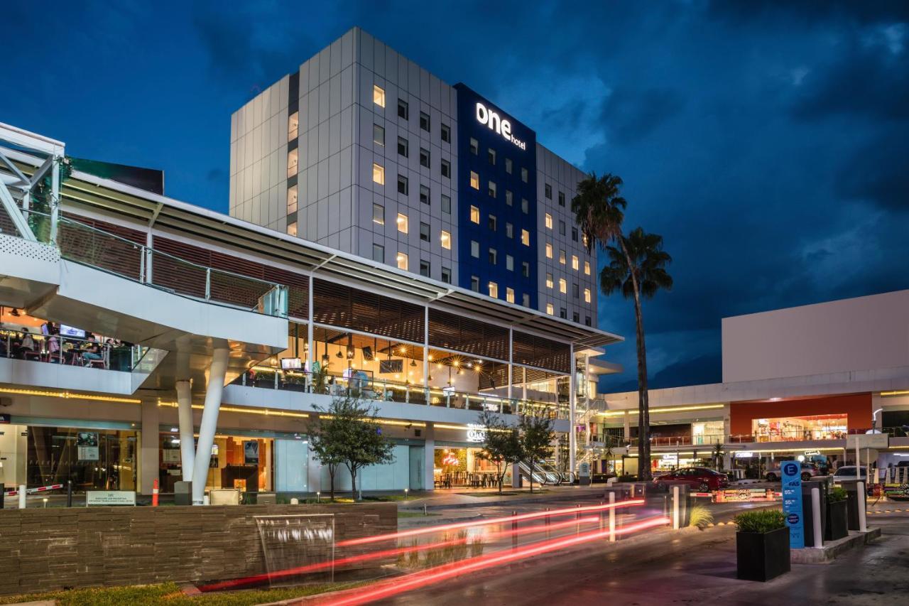 One Monterrey Tecnologico Hotel Bagian luar foto